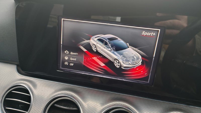 E220d Stockport Car Sales (31)